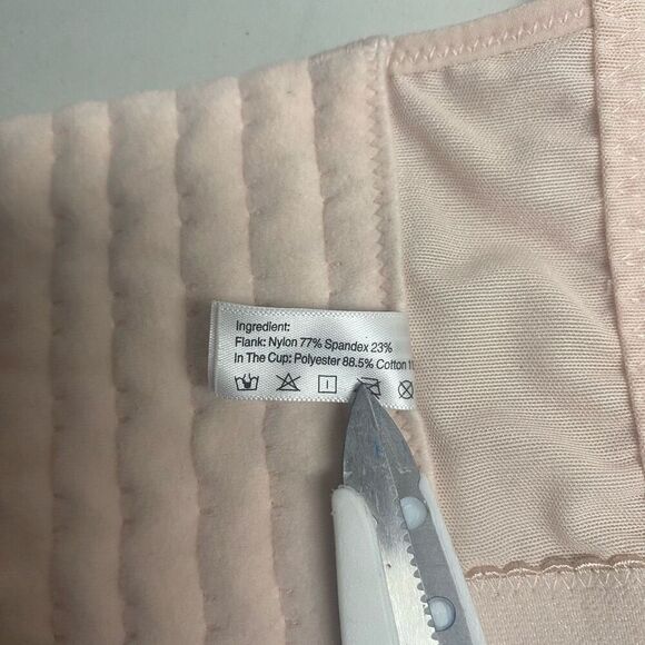 MASTECTOMY BRA Peach Inserts Nipple Indentation And Pockets Size 40 SEE DESCRIPT - Picture 5 of 10